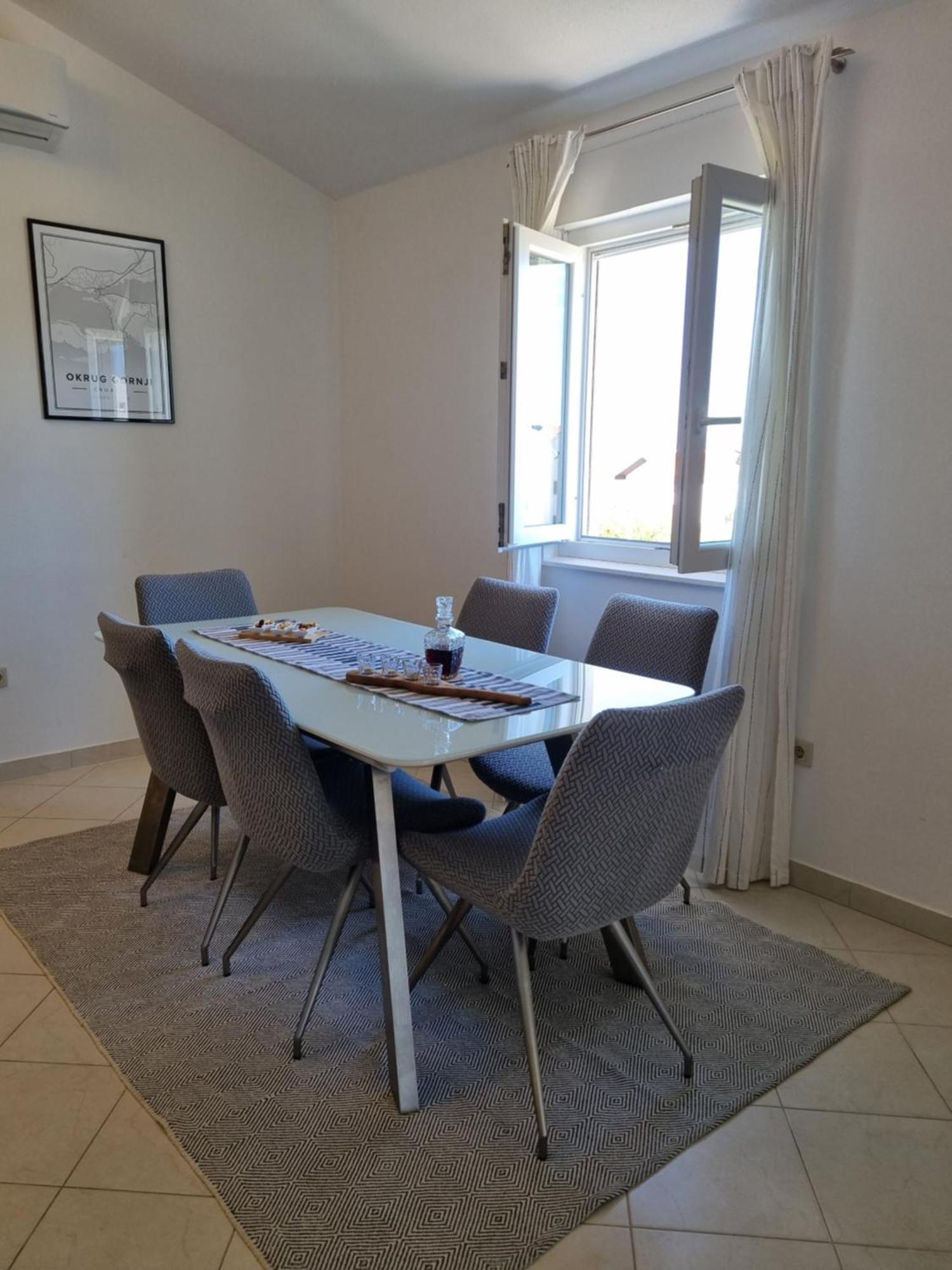 Apartmán Dineva *
