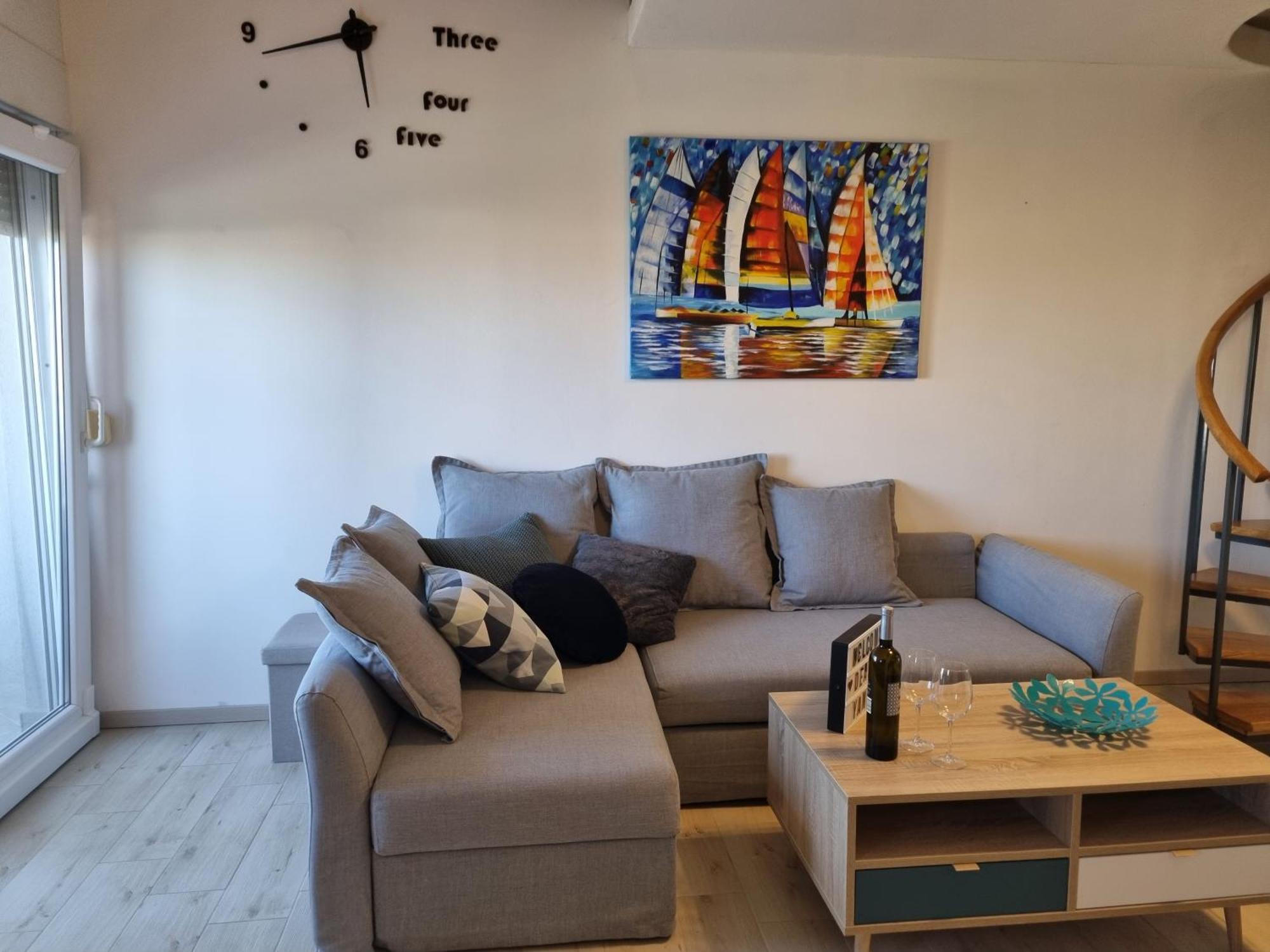 Dineva Apartment