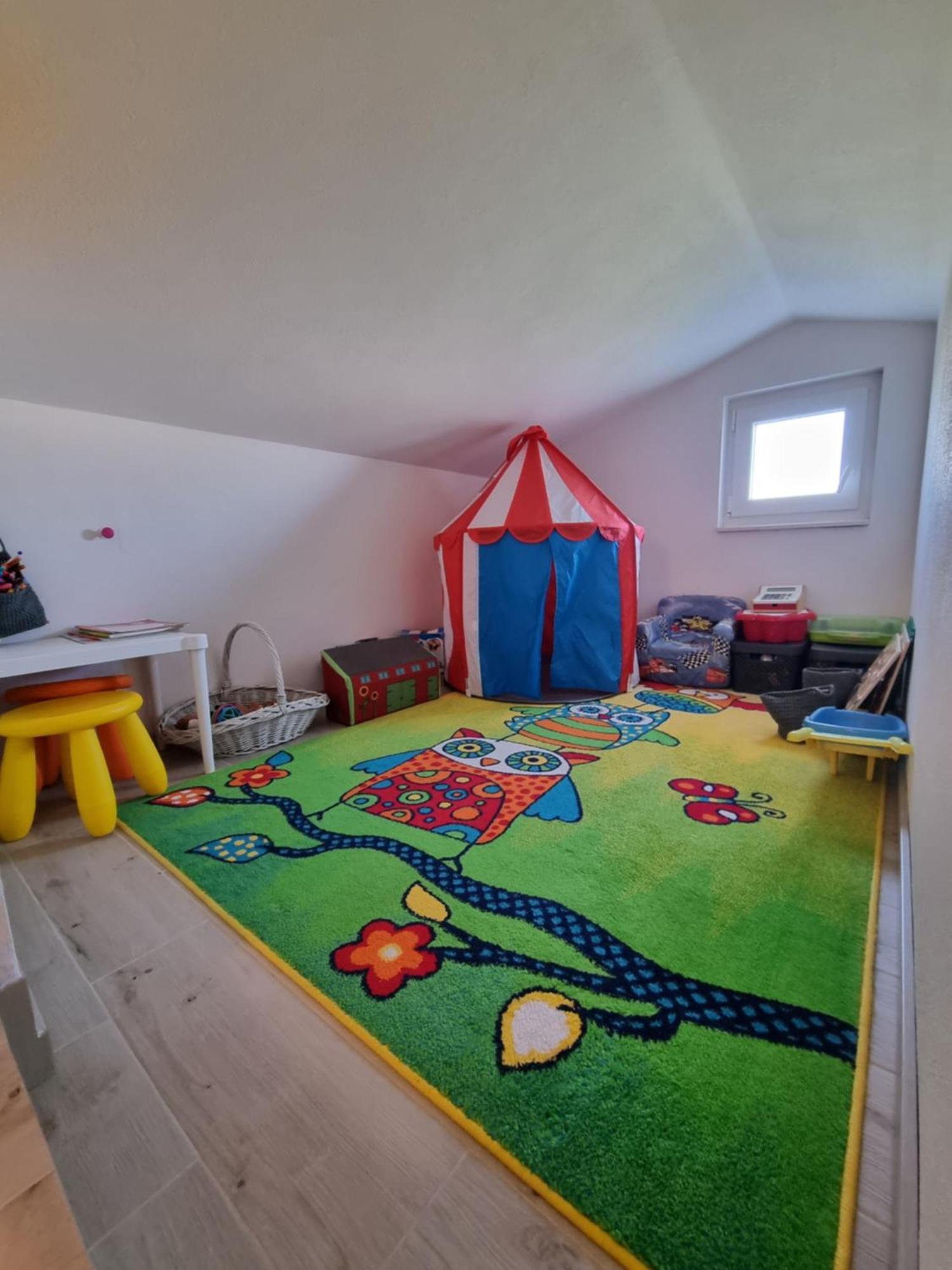 Apartment Dineva