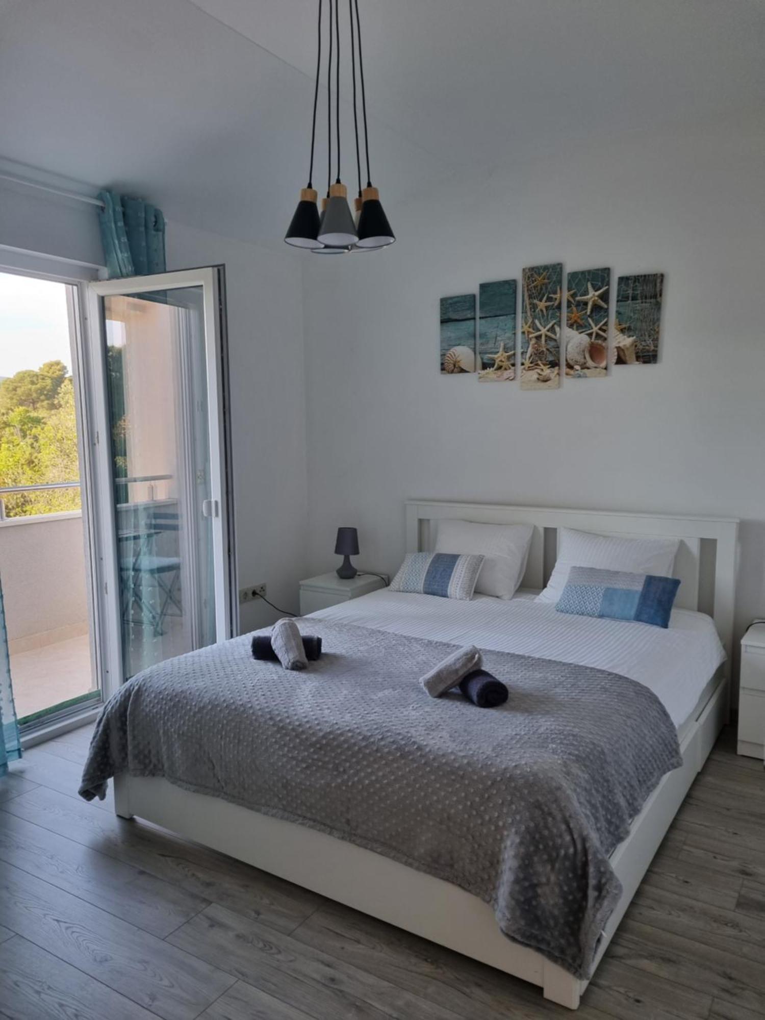 Dineva Apartment *